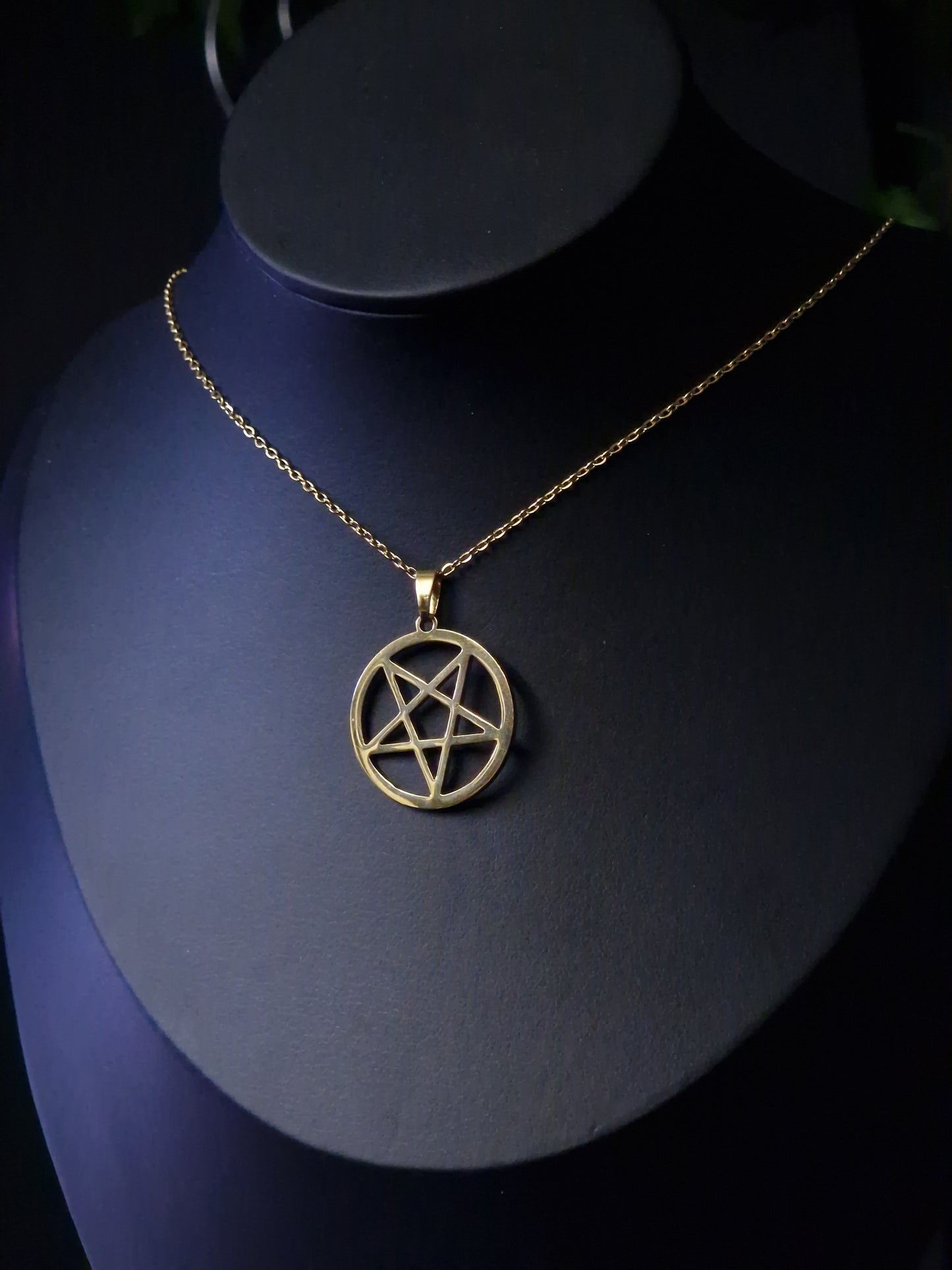 Pentakel Kette gold