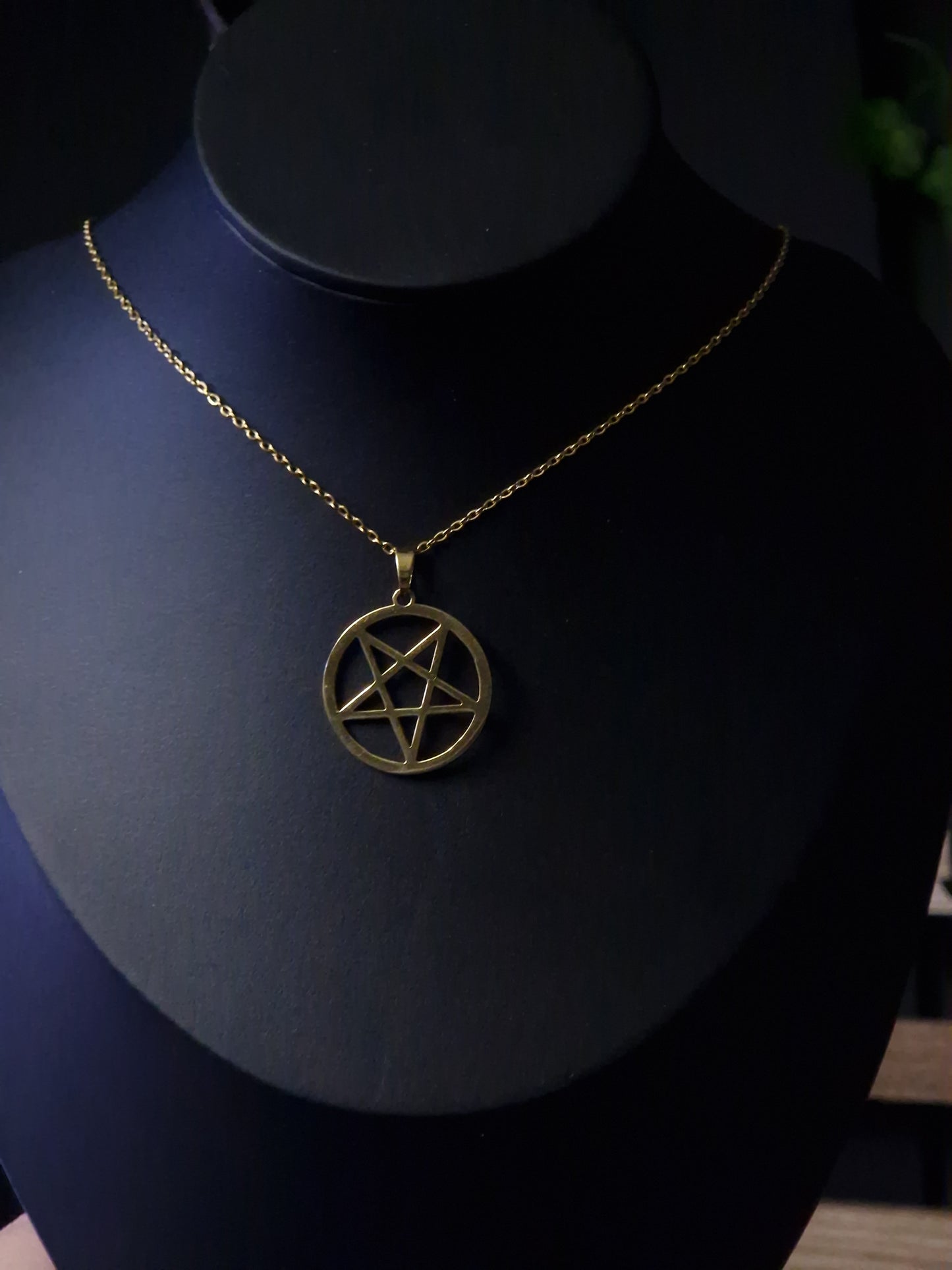 Pentakel Kette gold